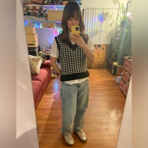 Wild Fable Black and White V-Neck Sweater Vest